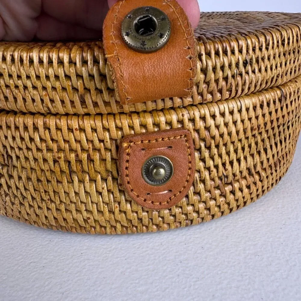 Bali Ata Grass Round Crossbody Bag Rattan Leather Batik Lined Boho Wicker Purse